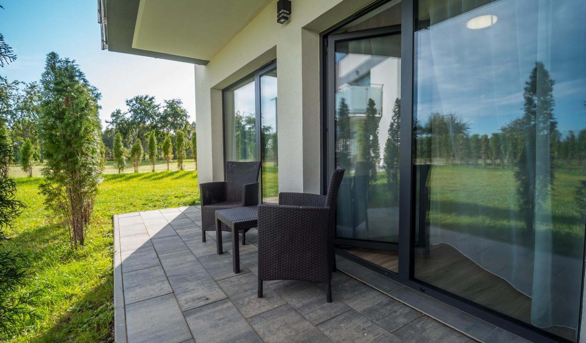 Hotel I Apartamenty Gorzelanny דז'ווירז'ינו מראה חיצוני תמונה